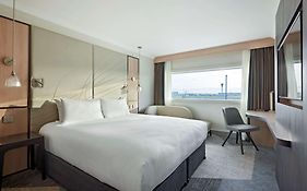 Hyatt Place London Heathrow 4*